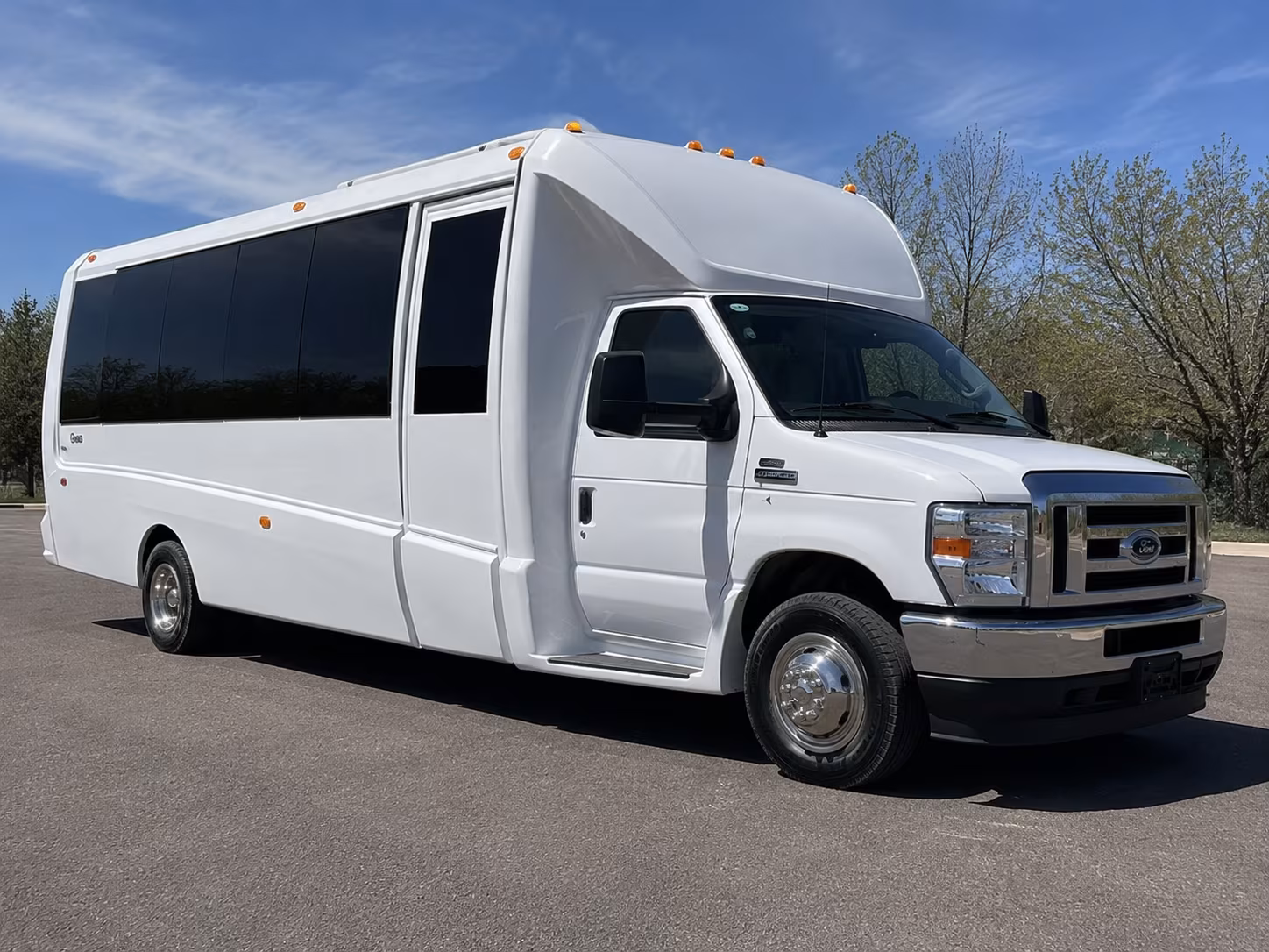 Carlsbad Birthday, Sweet 16, & Quinceañera Party Bus Rentals