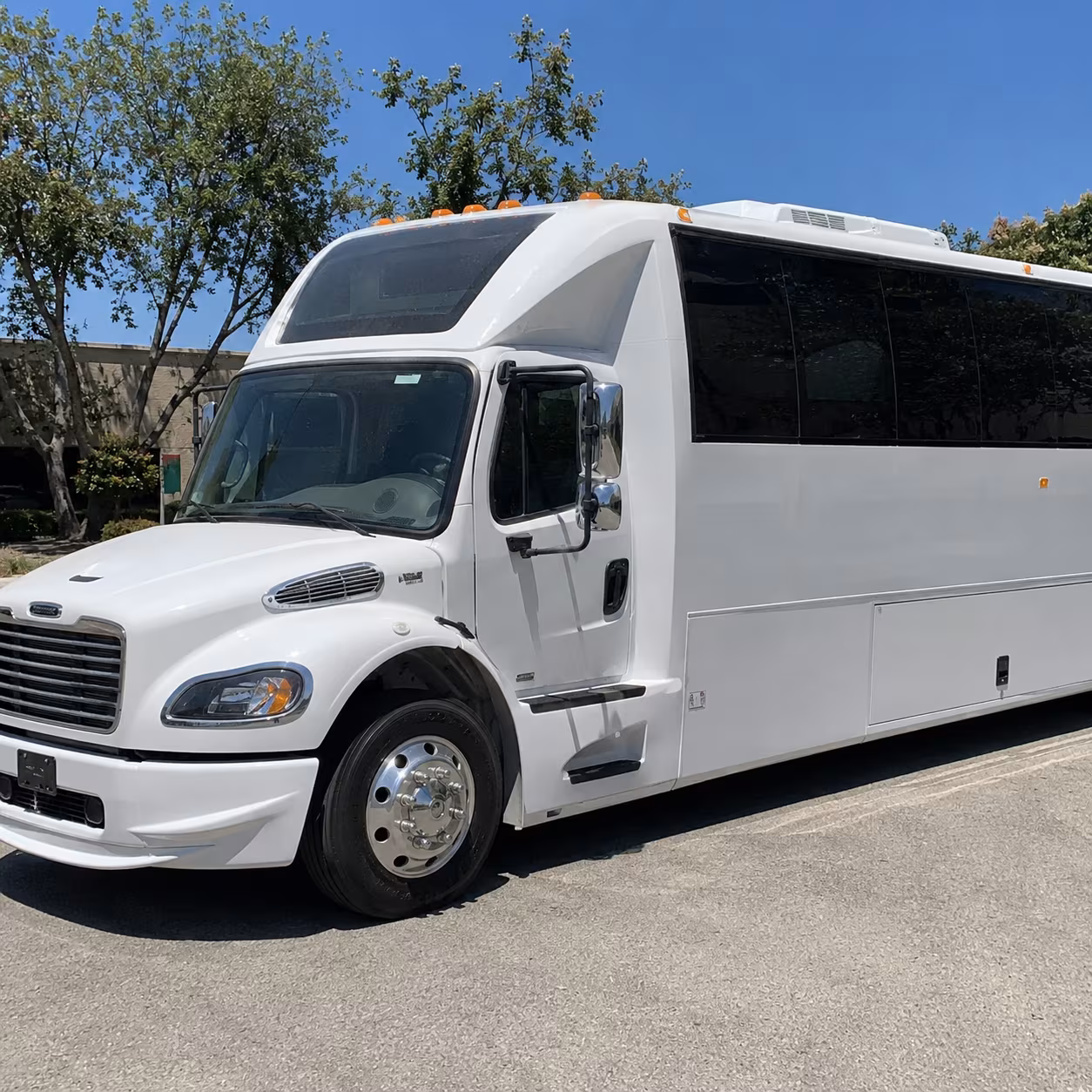Carlsbad Birthday, Sweet 16, & Quinceañera Transportation party bus exterior