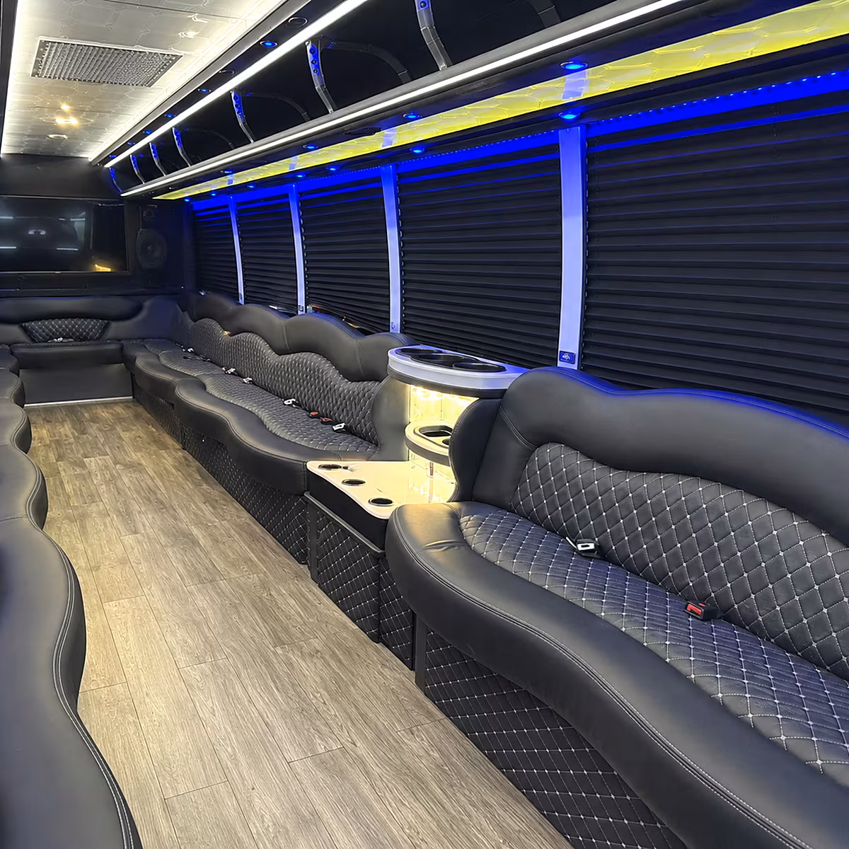 El Cajon Homecoming & Prom Party Bus Rentals