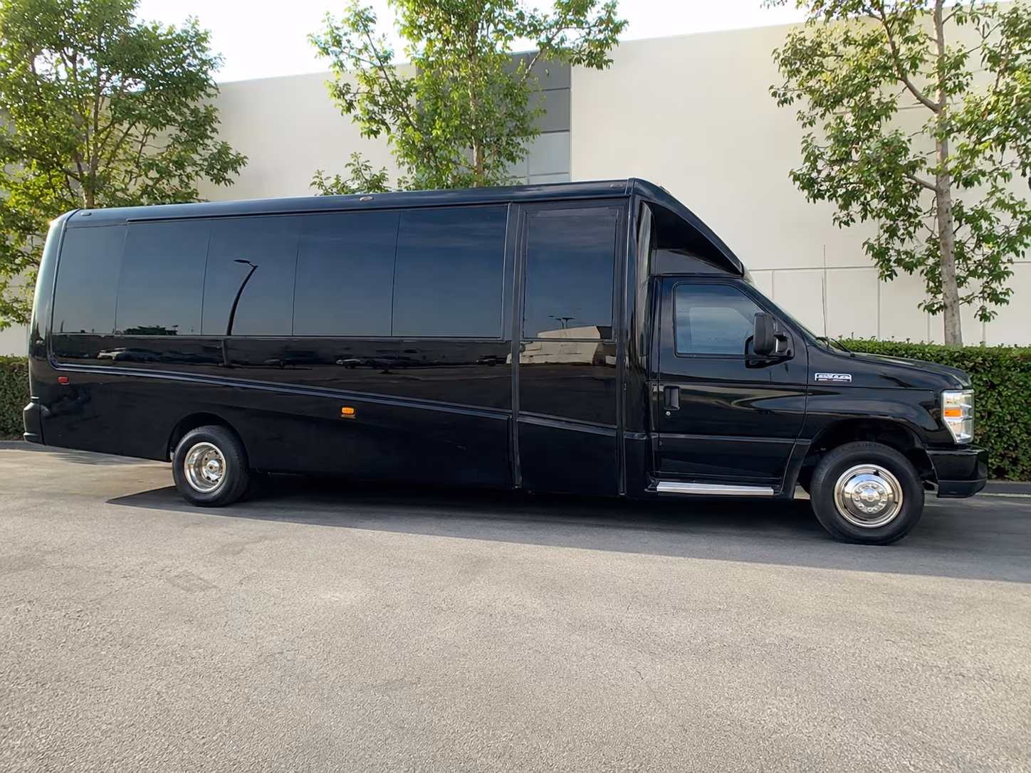 Encinitas Wedding Transportation & Shuttle Service
